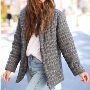 ❌DONATED❌  Something Navy Plaid Puffer Small